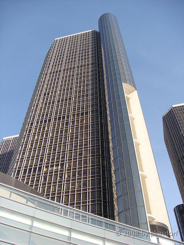 047 Detroit Scenes [2008 Nov 27].JPG - Scenes from Detroit during the Turkey Trot on Thanksgiving Day.